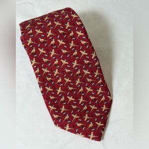 Vineyard Vines All Over Print Bird Pigeon Red and Tan Patterned Tie EUC